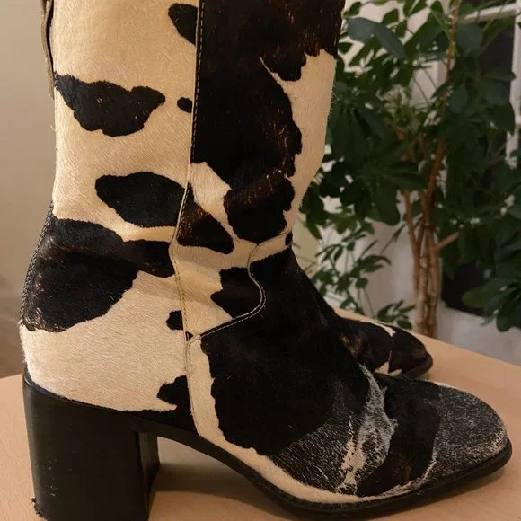 Cowhide Ankle Boot by INTENTIONALLY BLANK - Picture 4 of 5